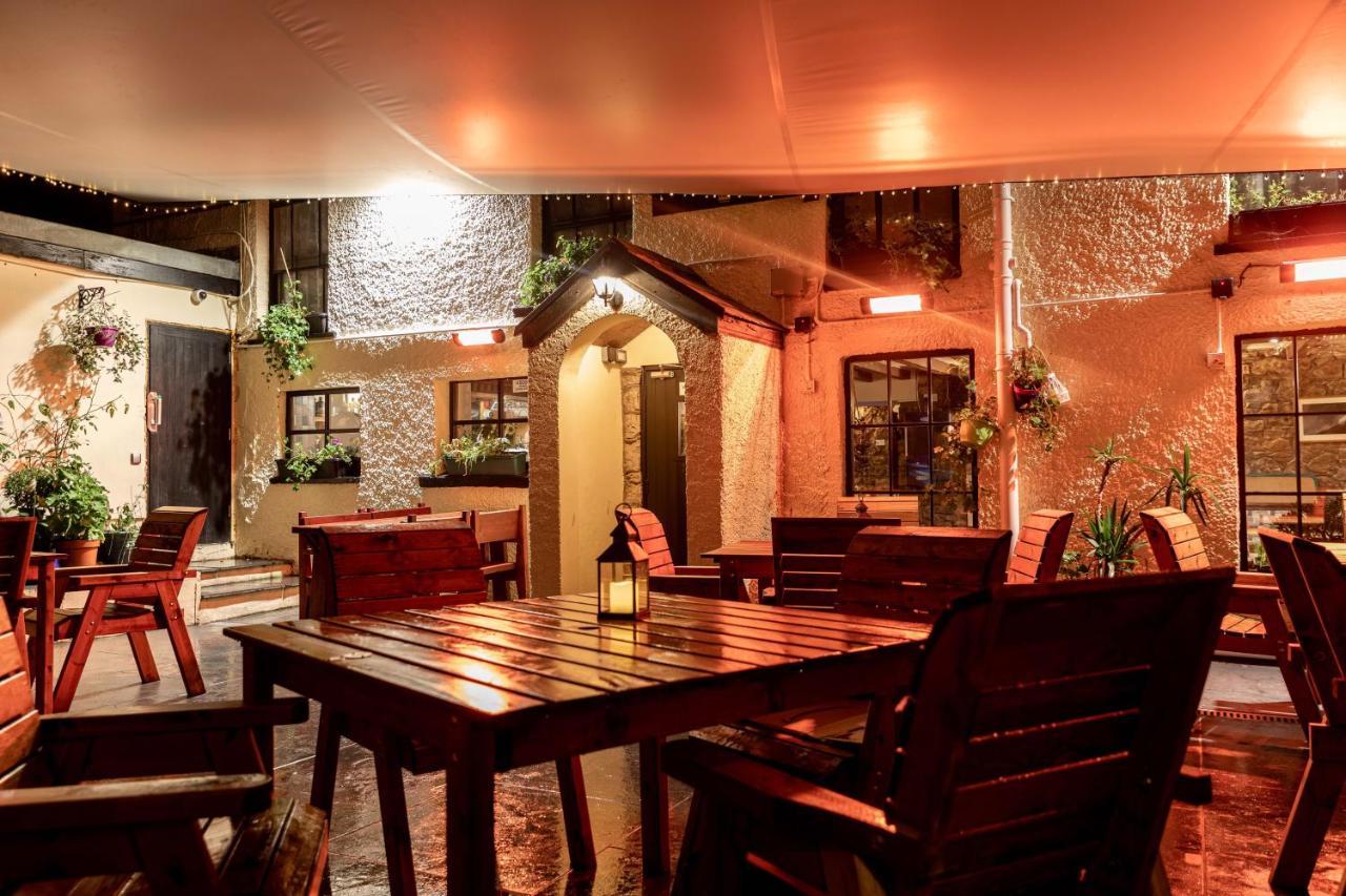 King'S Head Inn Llangennith Extérieur photo