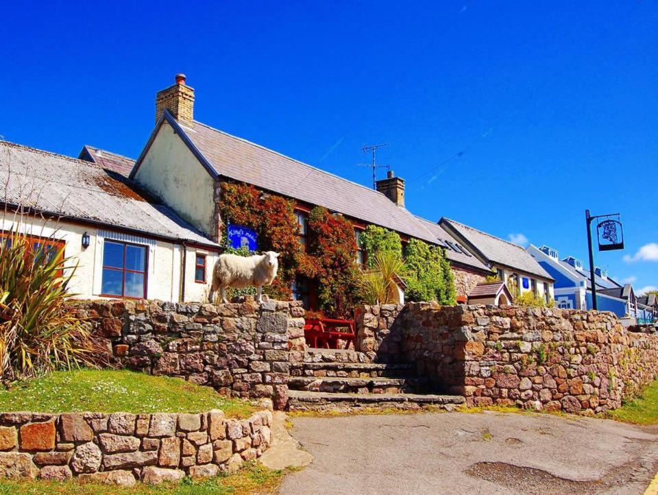 King'S Head Inn Llangennith Extérieur photo